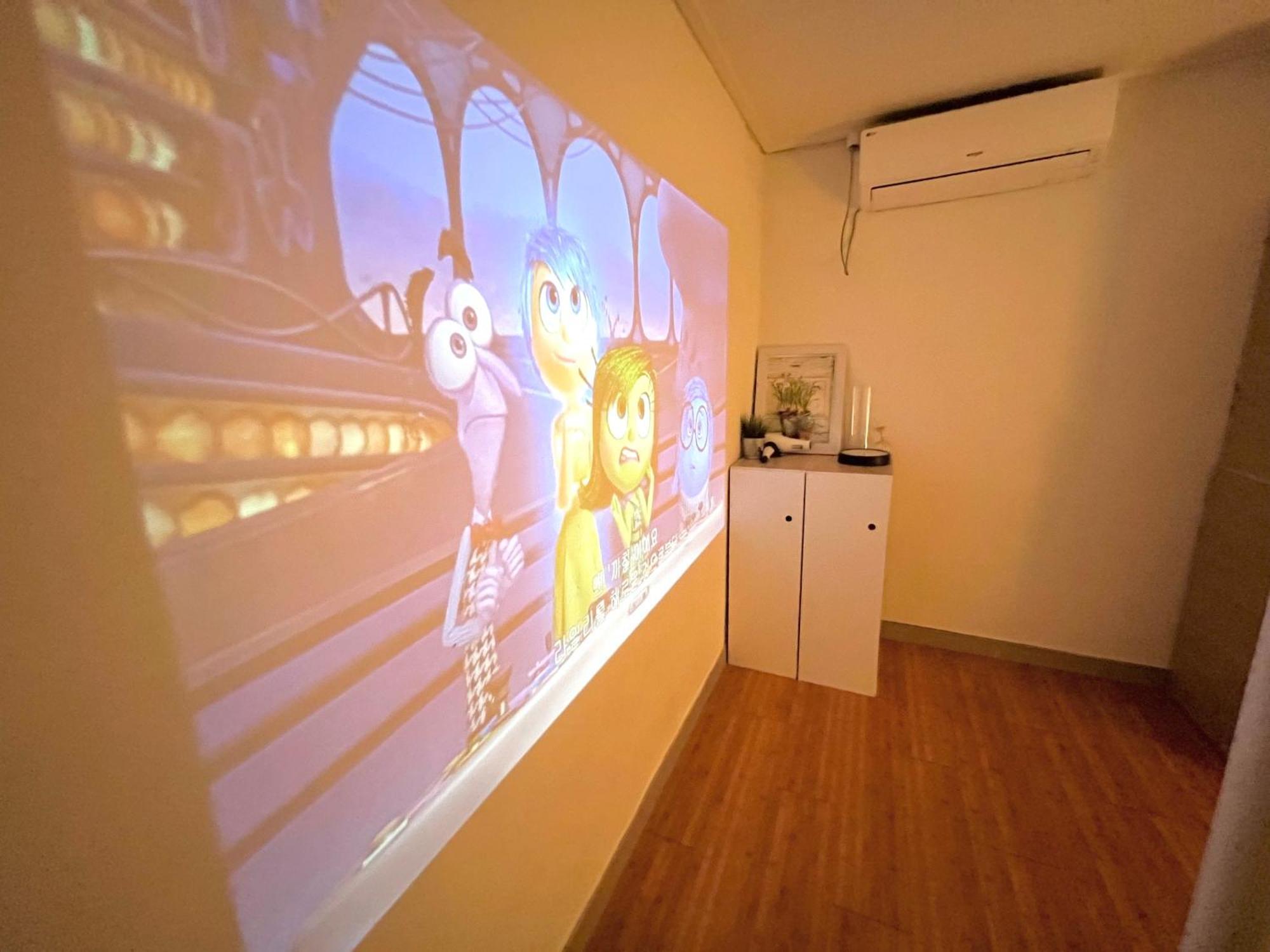 Yakorea Hostel Dongdaemun Сеул Екстер'єр фото